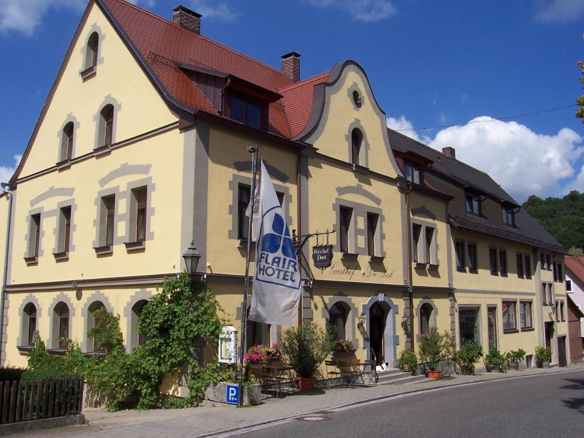 Hotel-Gasthof Die Post Brennerei Frankenhoehe Schillingsfuerst Exterior photo